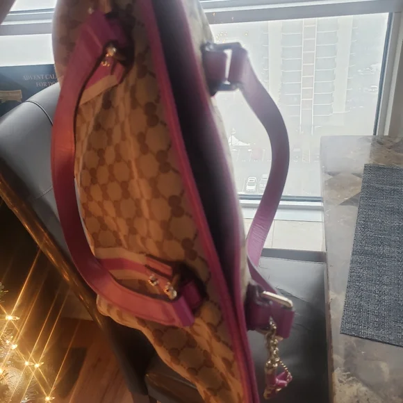 Gucci - Picture 4 of 17